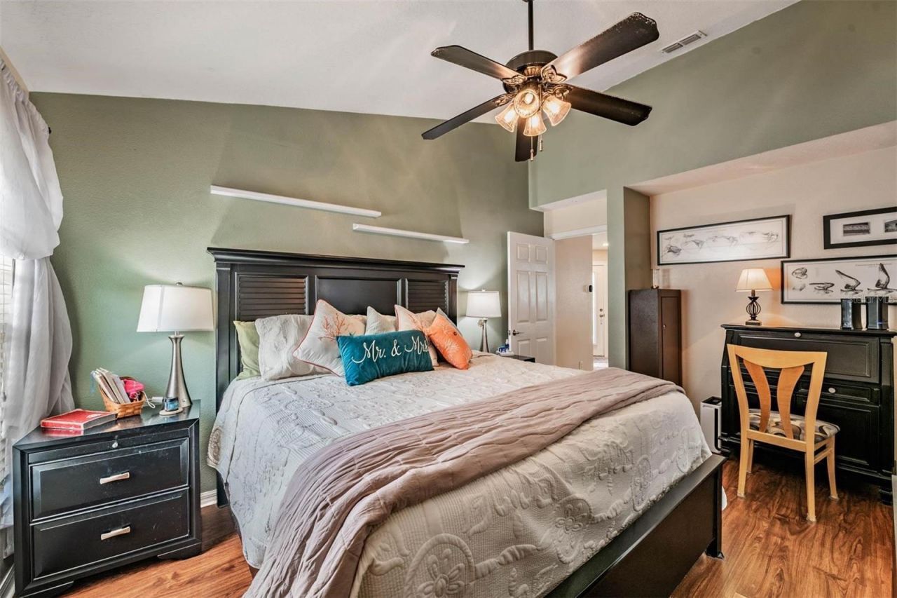 1686 Oak Spring Drive, Tarpon Springs, FL 34689 Photo