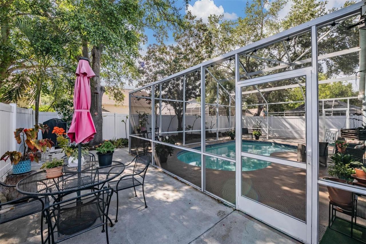 1686 Oak Spring Drive, Tarpon Springs, FL 34689 Photo