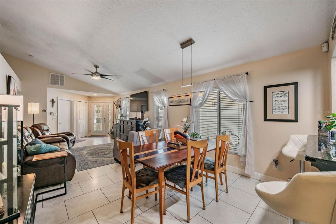 1686 Oak Spring Drive, Tarpon Springs, FL 34689 Photo