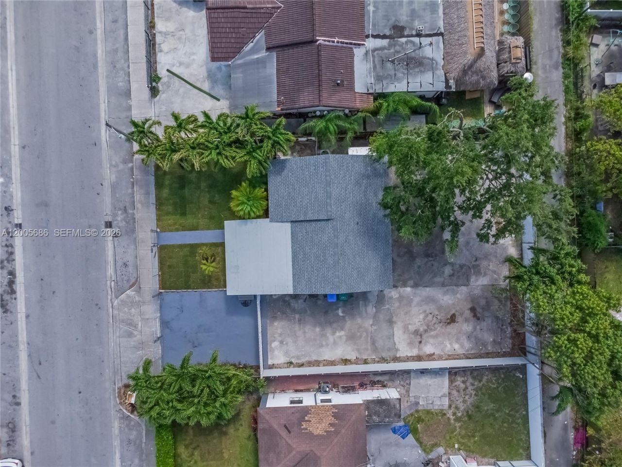 1340 NW 52nd St, Miami, FL 33142 Photo