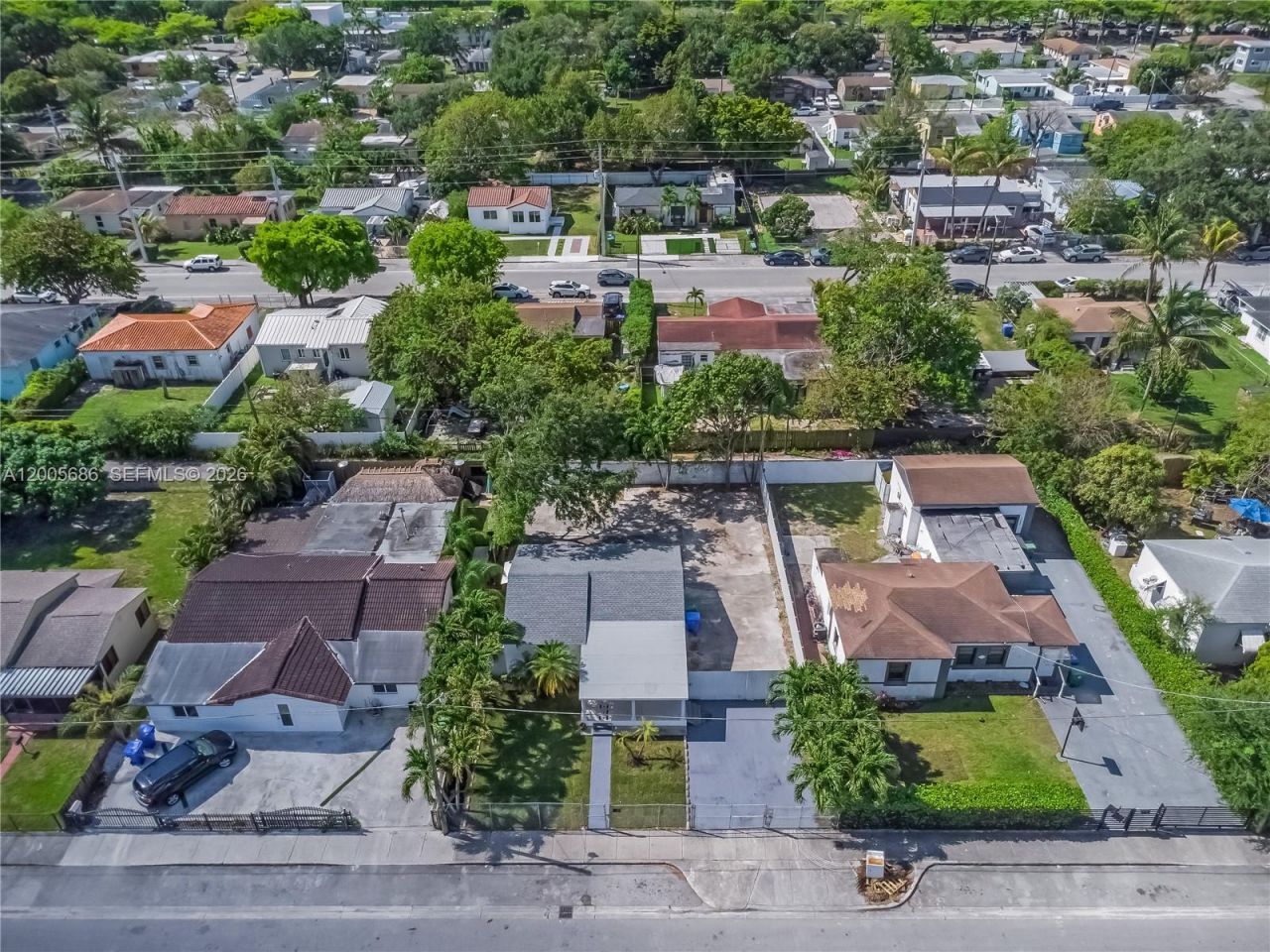 1340 NW 52nd St, Miami, FL 33142 Photo