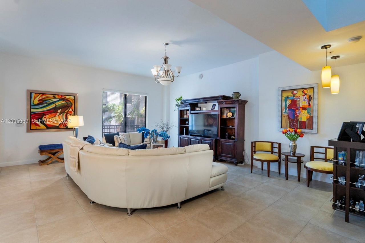 8390 SW 72nd Ave, Unit 115, Miami, FL 33143 Photo