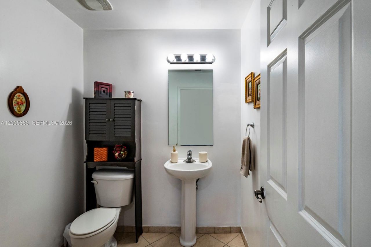 8390 SW 72nd Ave, Unit 115, Miami, FL 33143 Photo