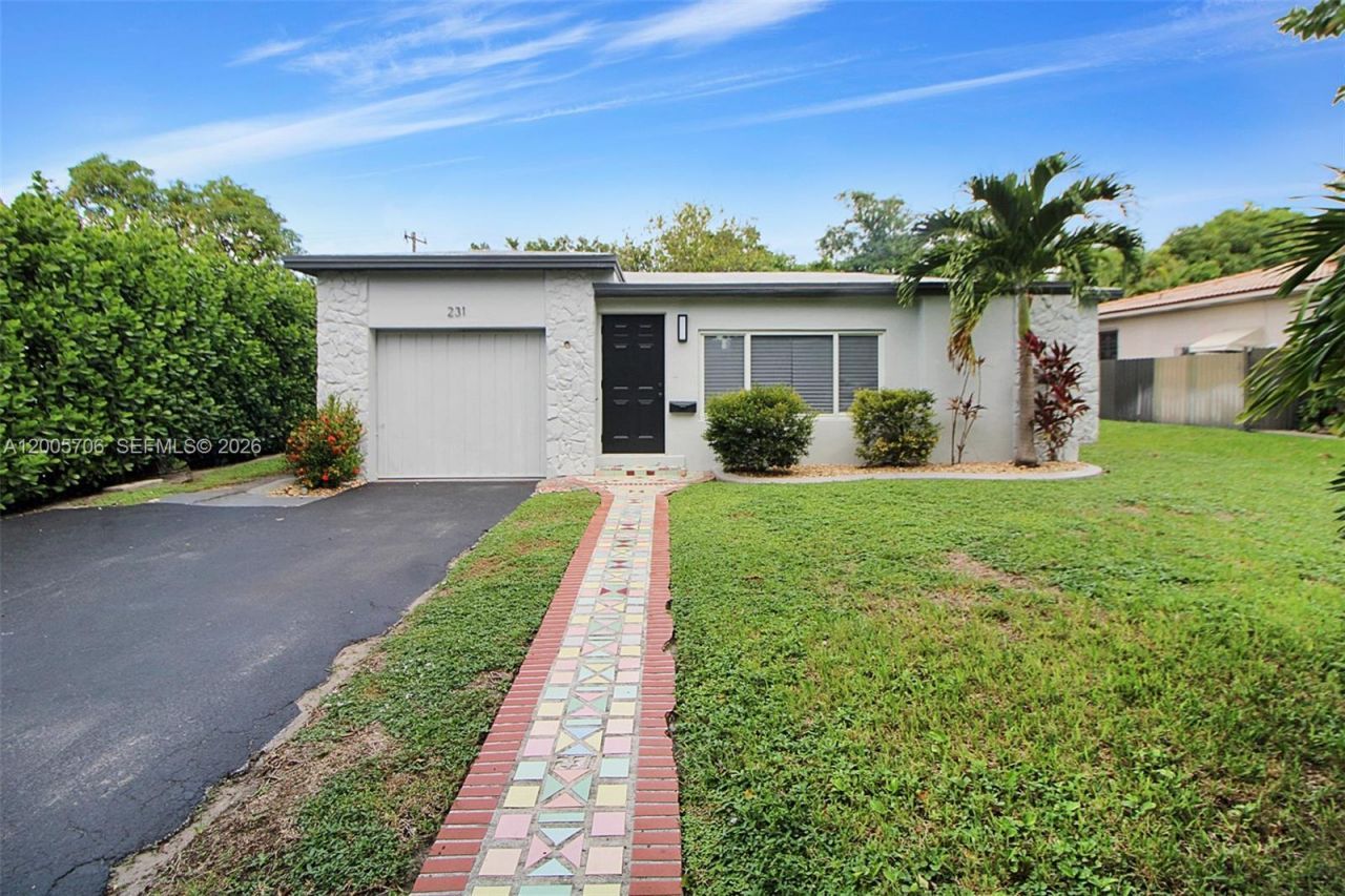 231 NE 43rd St , Miami, FL 33137 Photo