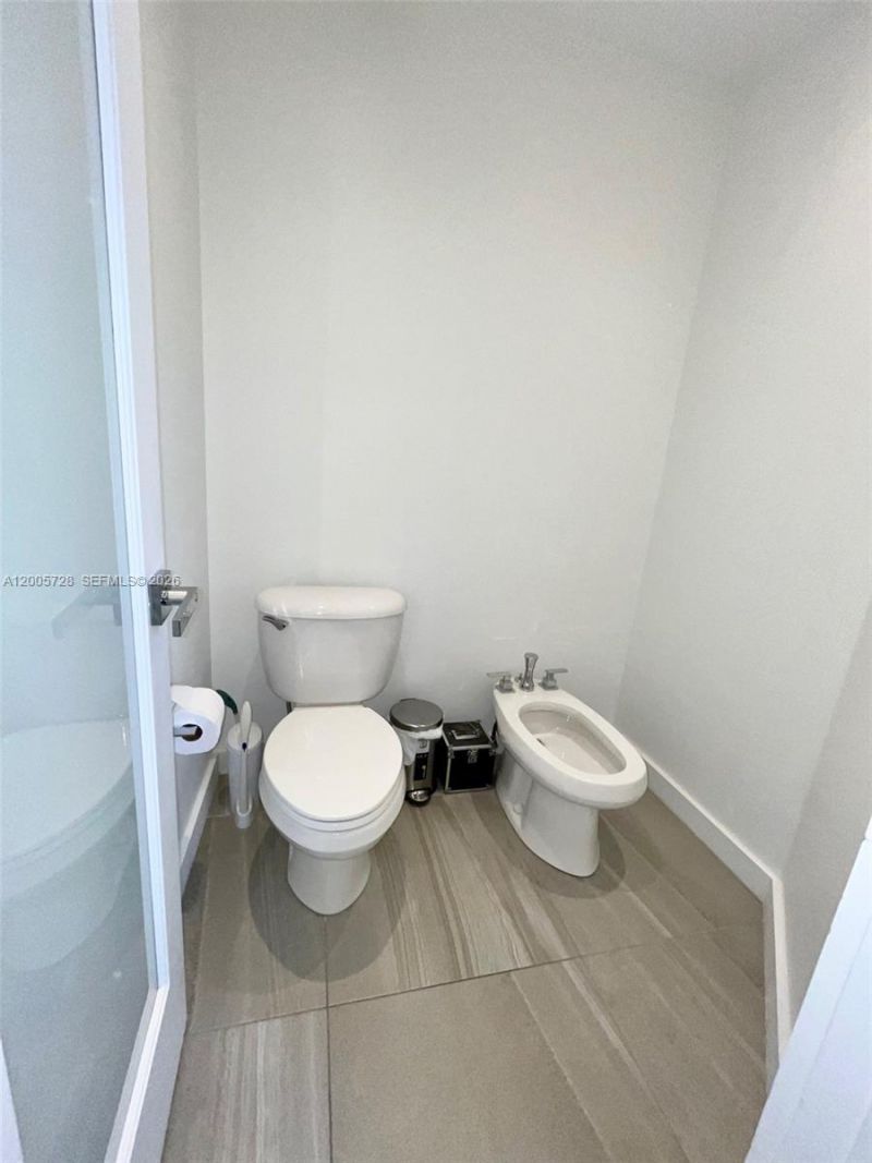 11343 NW 53rd Ln, Doral, FL 33178 Photo