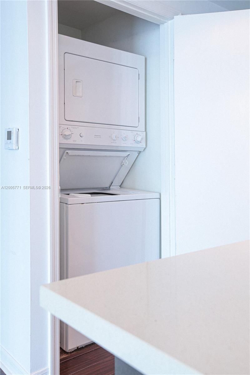 500 Brickell Ave, Unit 3604, Miami, FL 33131 Photo