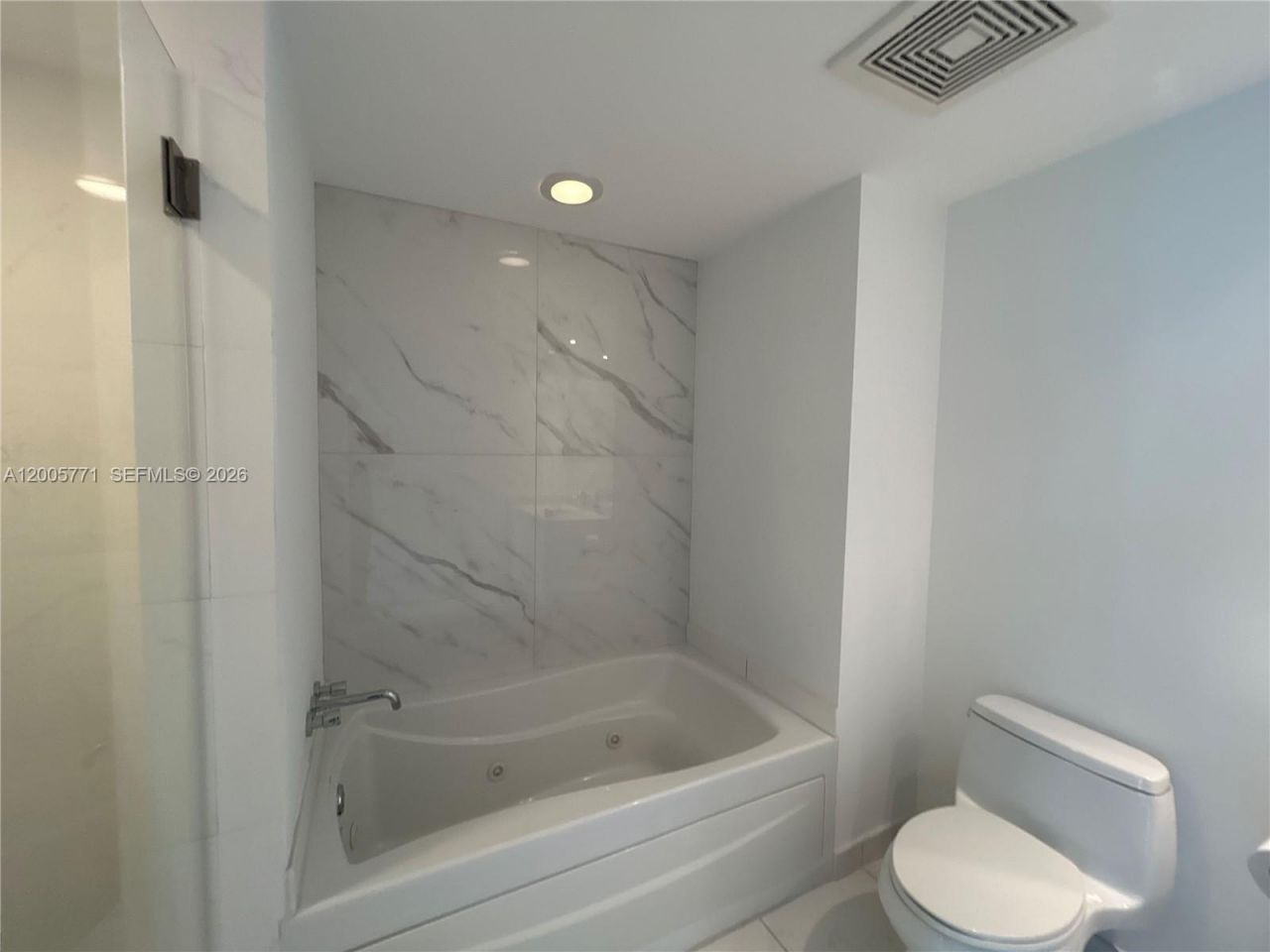 500 Brickell Ave, Unit 3604, Miami, FL 33131 Photo