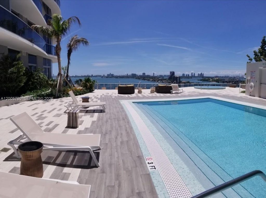 488 NE 18th St, Unit 2008, Miami, FL 33132 Photo