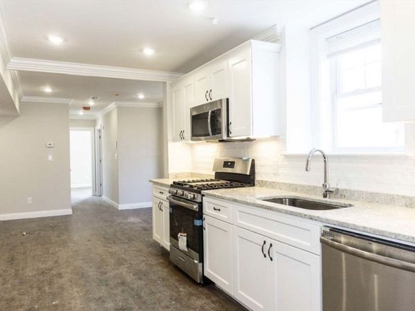 36 Monmouth, Unit 3, Boston, MA 02128