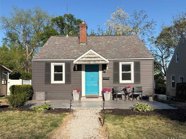 2642 Salem Road, Brentwood, MO 63144