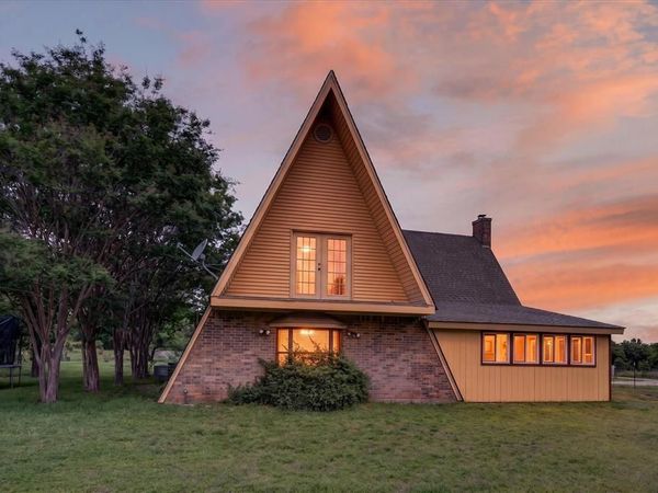 1276 County Road 1480 , Alvord, TX 76225