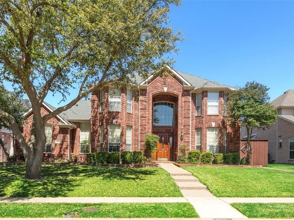 3825 Brookfield Drive, Plano, TX 75025