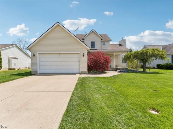 621 Parkside Reserve Street , Wellington, OH 44090