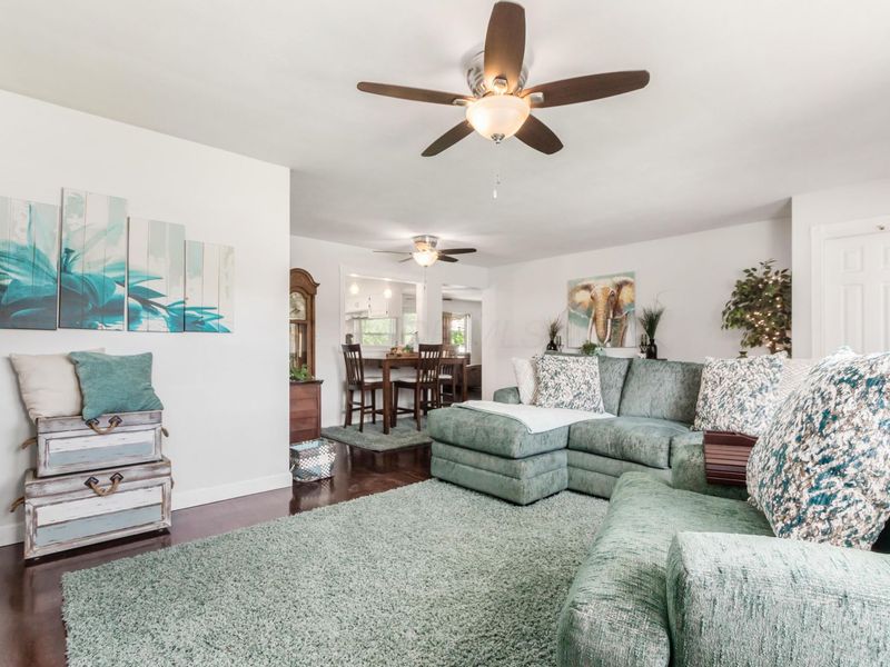 4892 Fairway Oaks Drive, Columbus, OH 43213 Photo 10