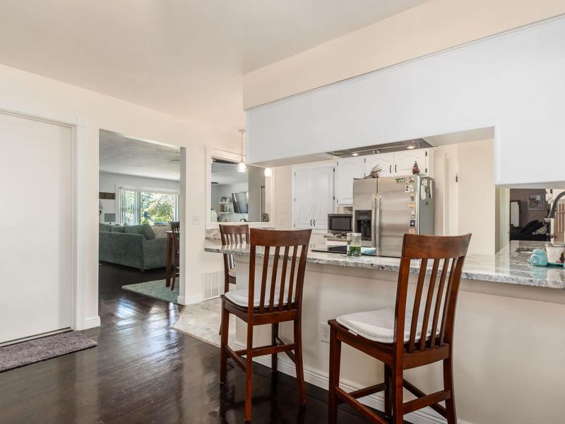 4892 Fairway Oaks Drive, Columbus, OH 43213 Photo 16