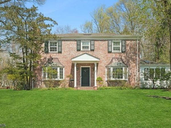 111 Parsonage Hill Rd, Millburn, NJ 07078