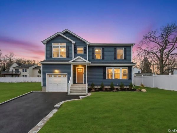 42 Volta Drive , Deer Park, NY 11729