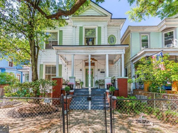 211 W 34Th Street, Savannah, GA 31401
