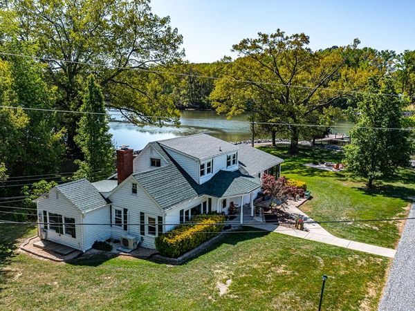 798 S Tidwells Road, MONTROSS, VA 22520