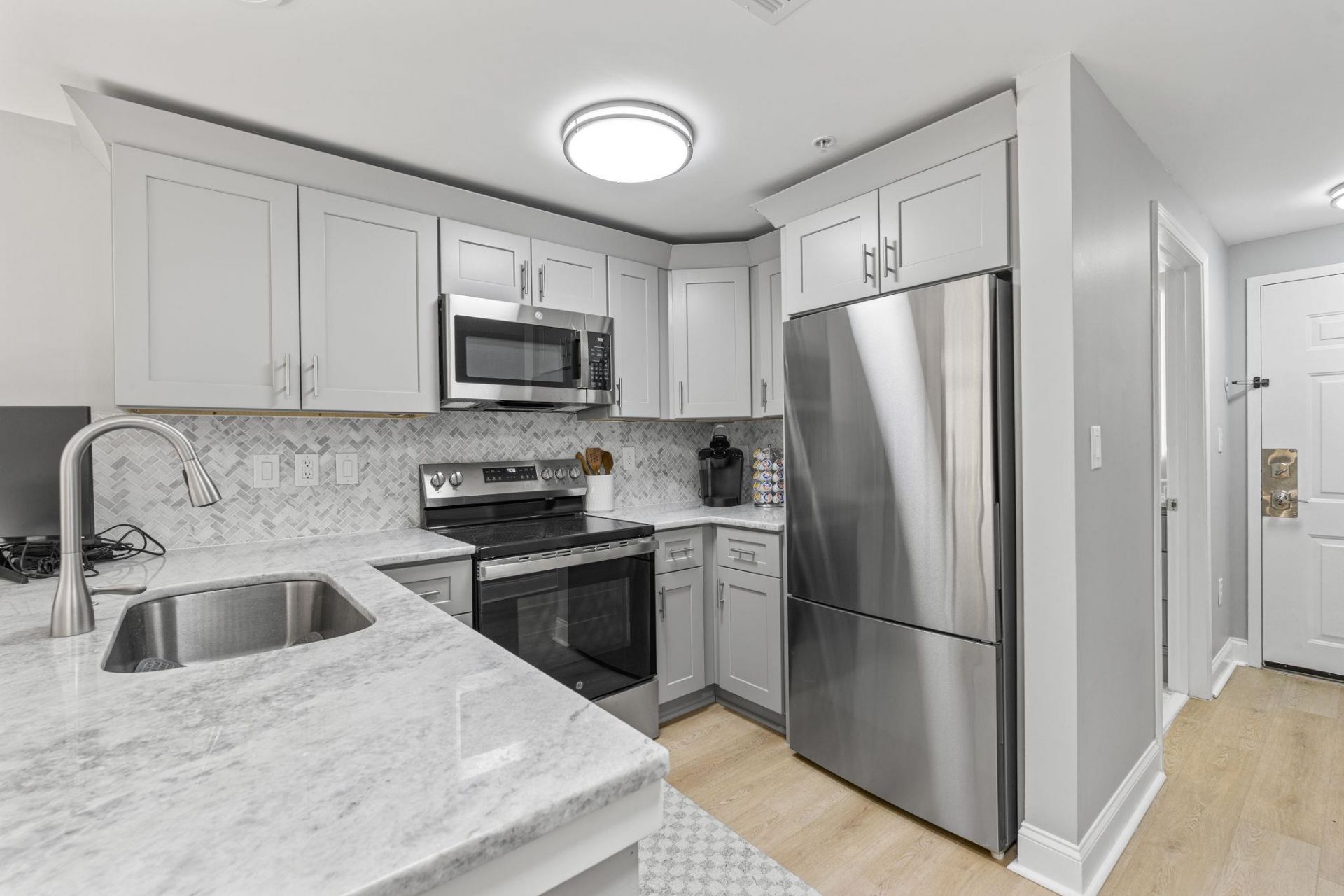 2600 N Ocean Blvd. Photo 12