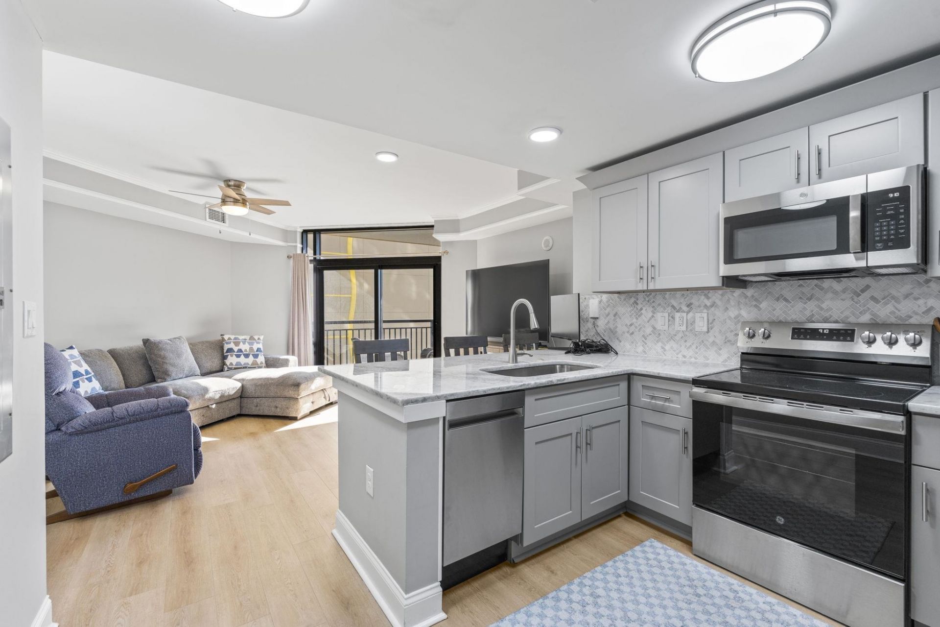 2600 N Ocean Blvd. Photo 16