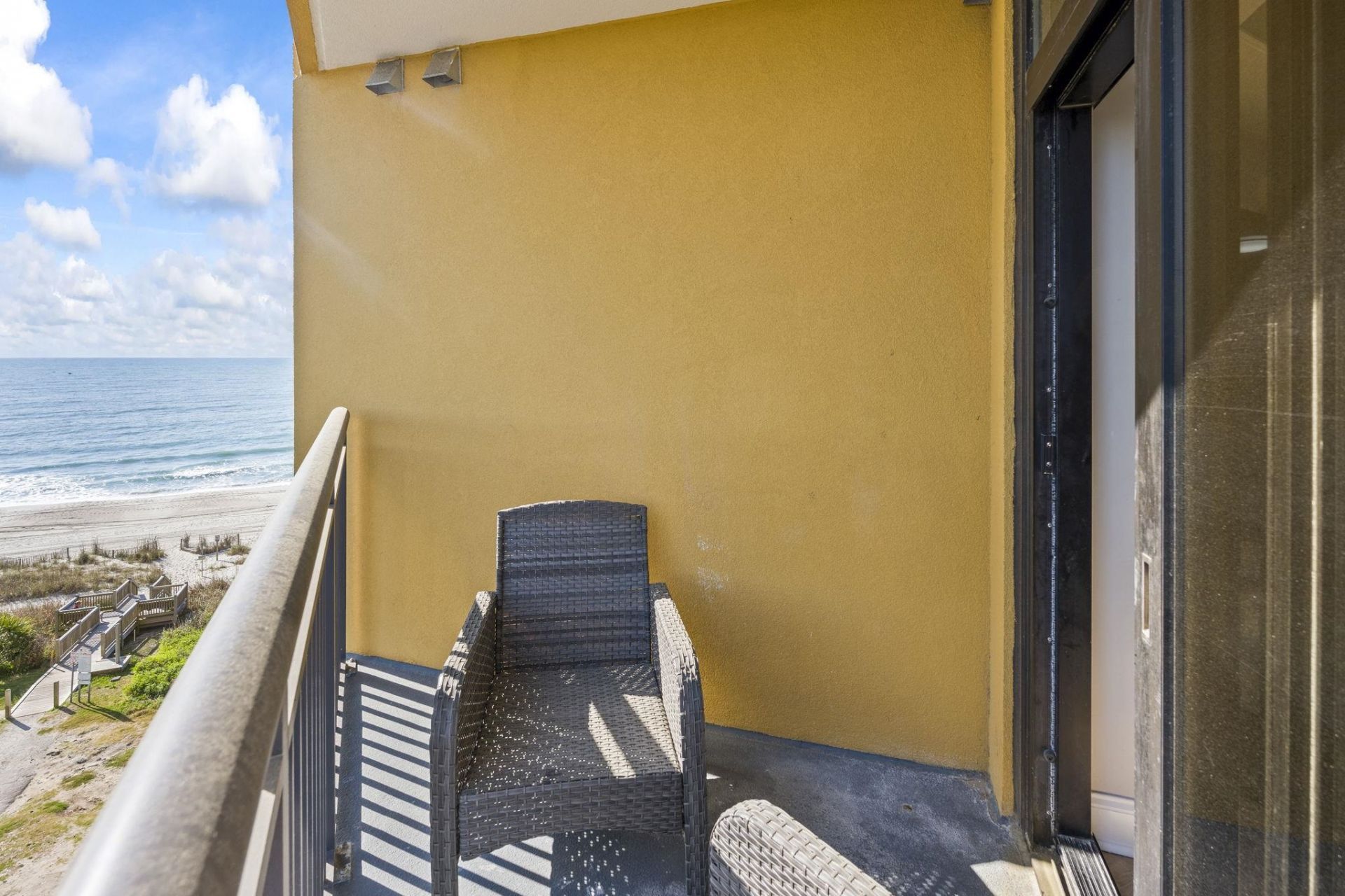 2600 N Ocean Blvd. Photo 27