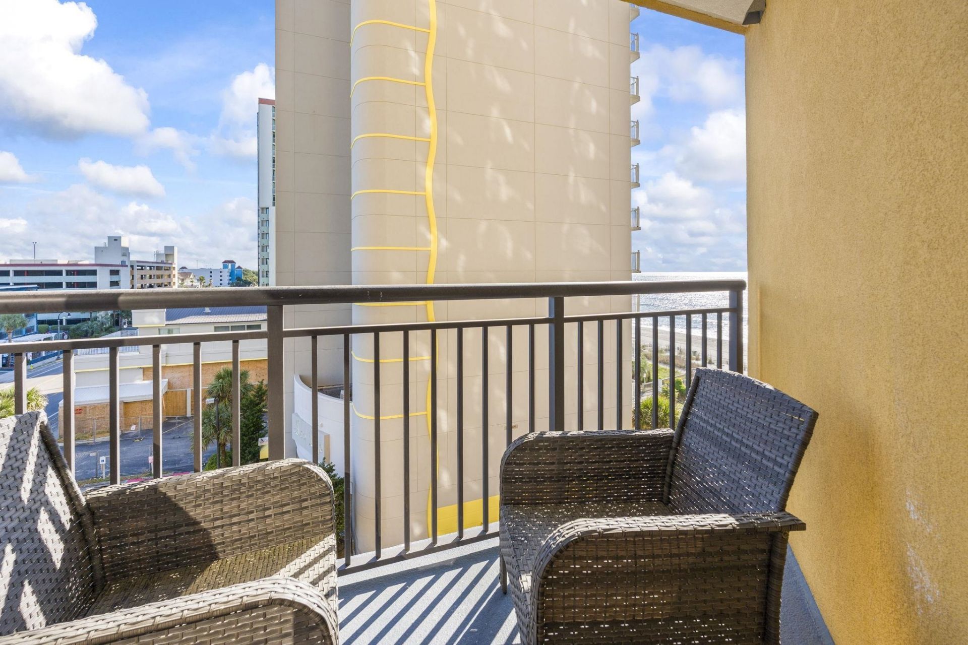 2600 N Ocean Blvd. Photo 31