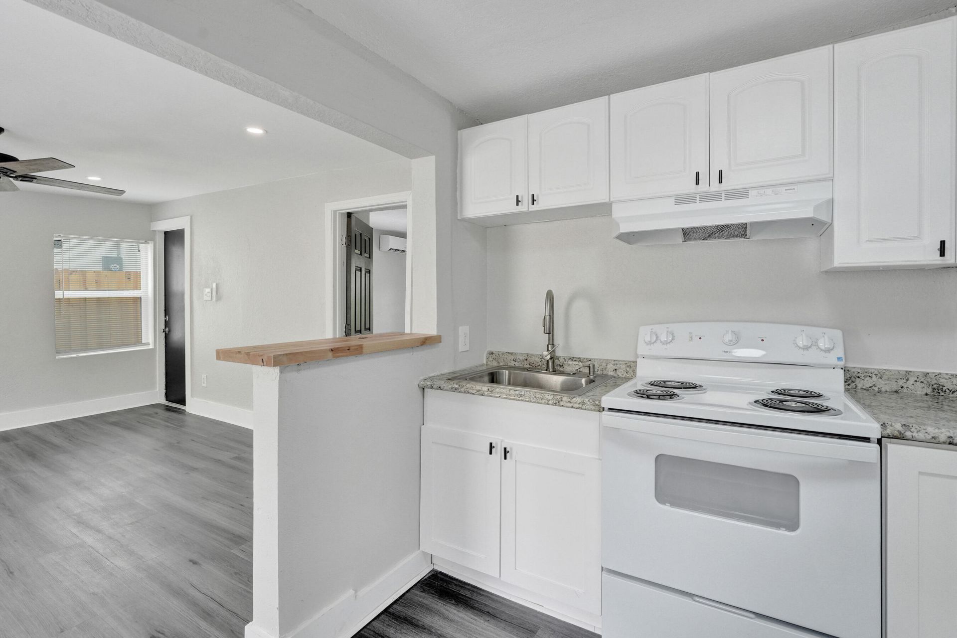 234 NE 14th Avenue, Unit #2, Pompano Beach, FL 33060 Photo