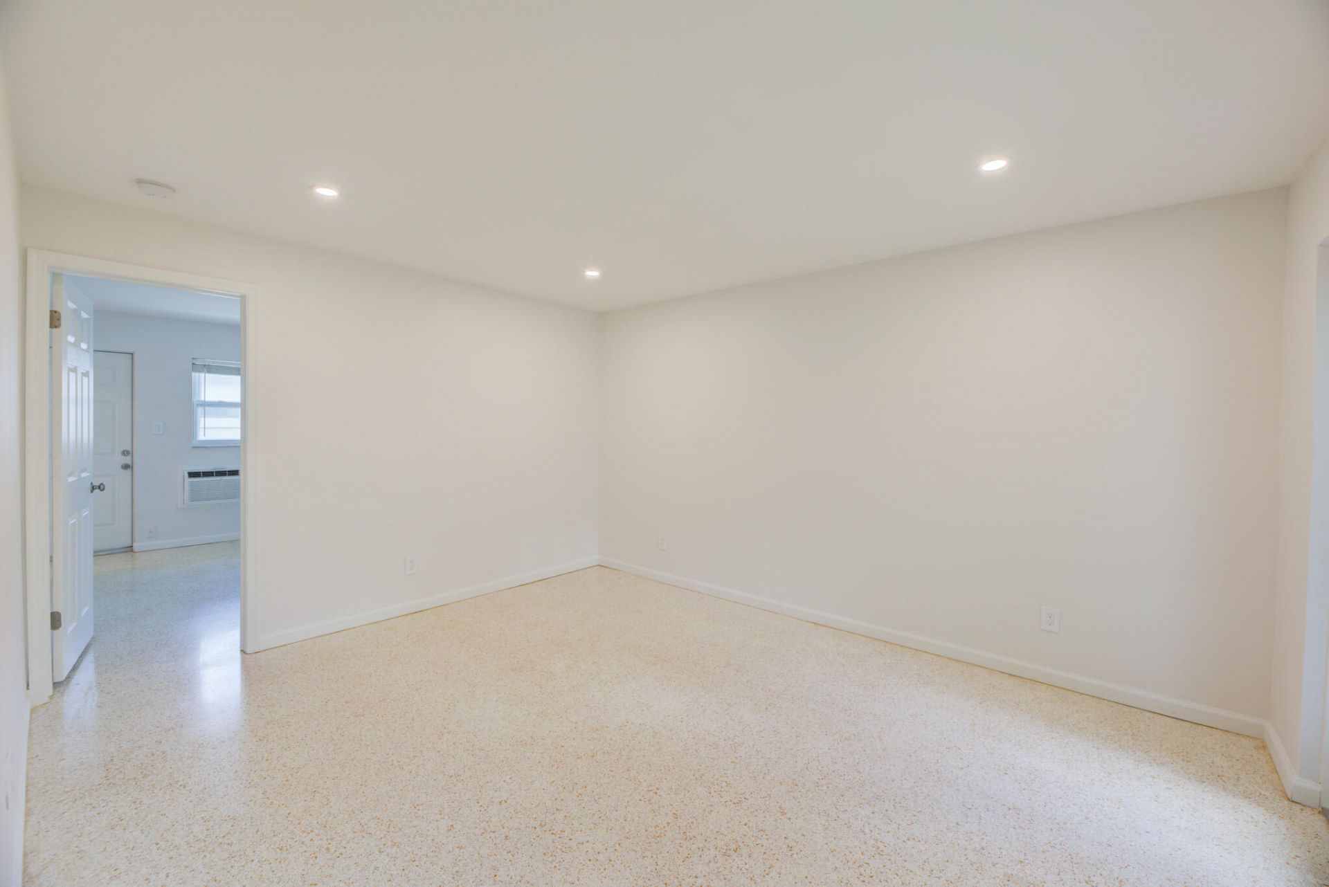 1635 NE 5th Court, Unit C, Fort Lauderdale, FL 33301 Photo