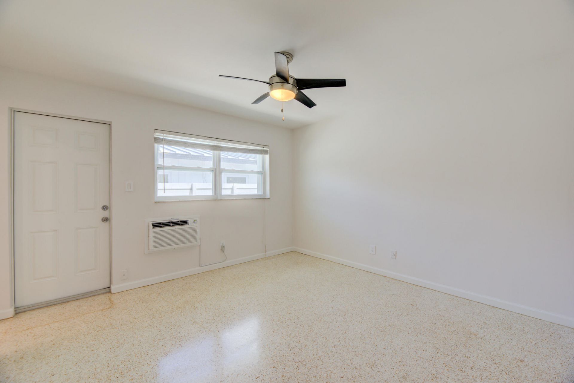 1635 NE 5th Court, Unit C, Fort Lauderdale, FL 33301 Photo
