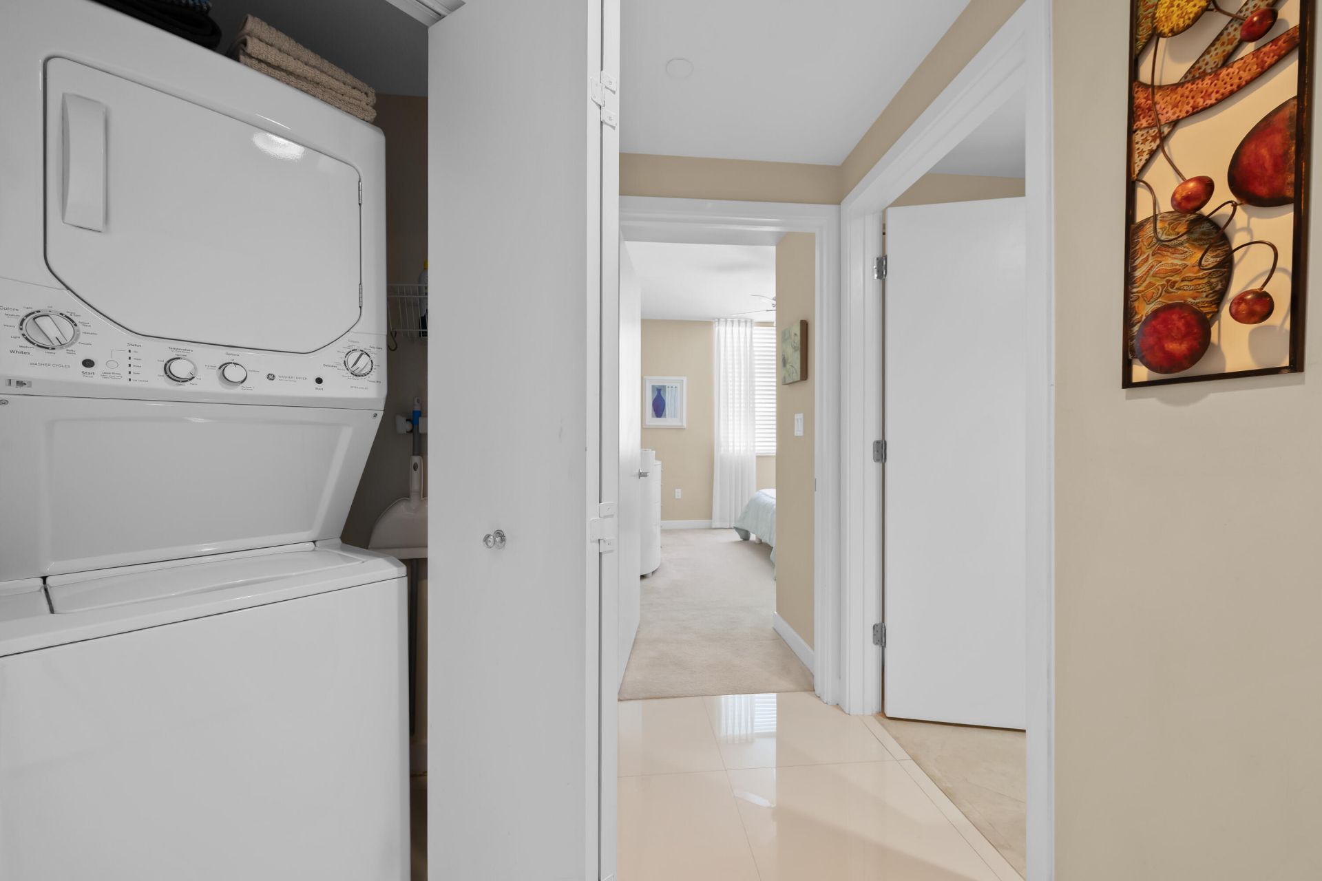 2821 N Ocean Boulevard, Unit 401s, Fort Lauderdale, FL 33308 Photo