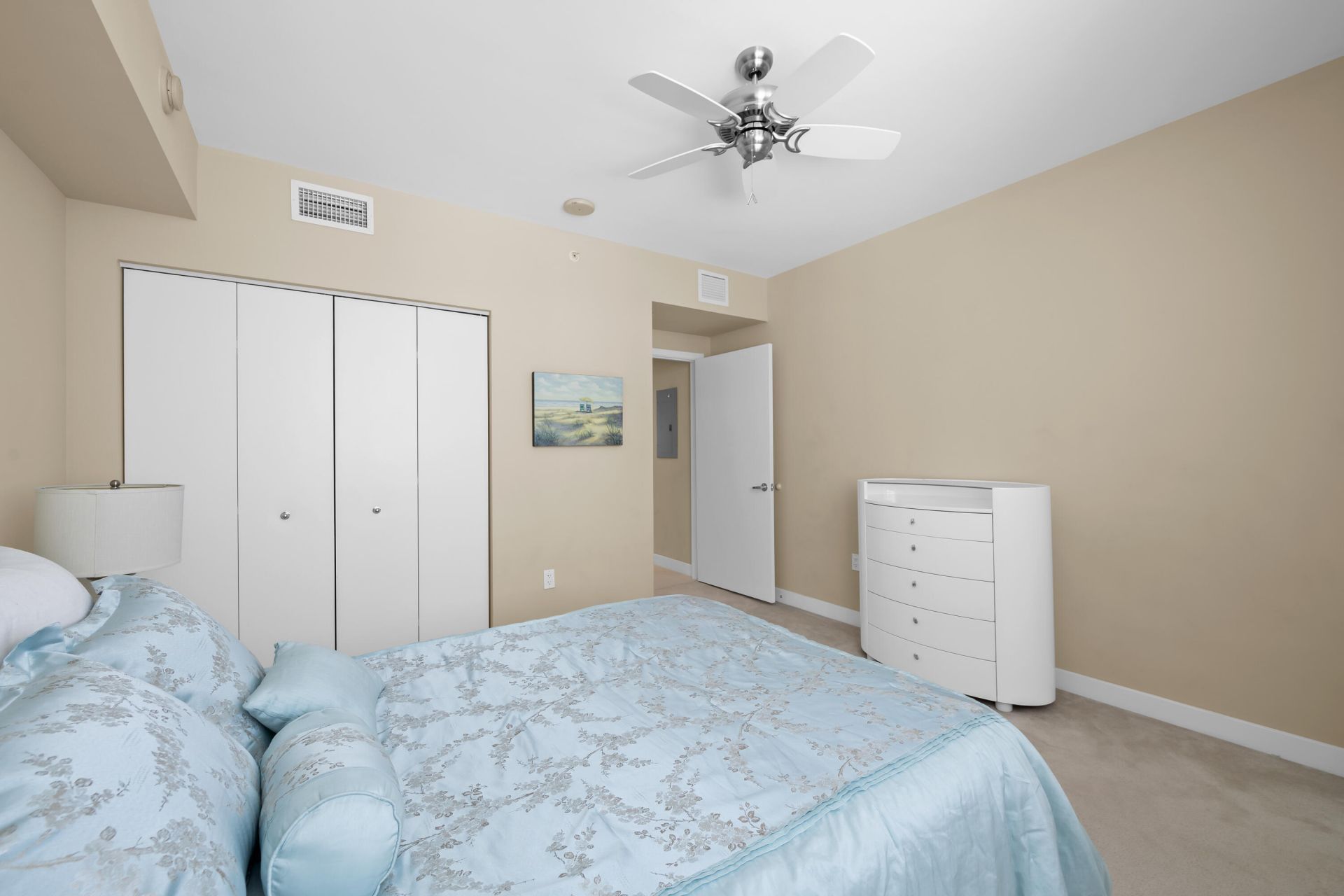 2821 N Ocean Boulevard, Unit 401s, Fort Lauderdale, FL 33308 Photo