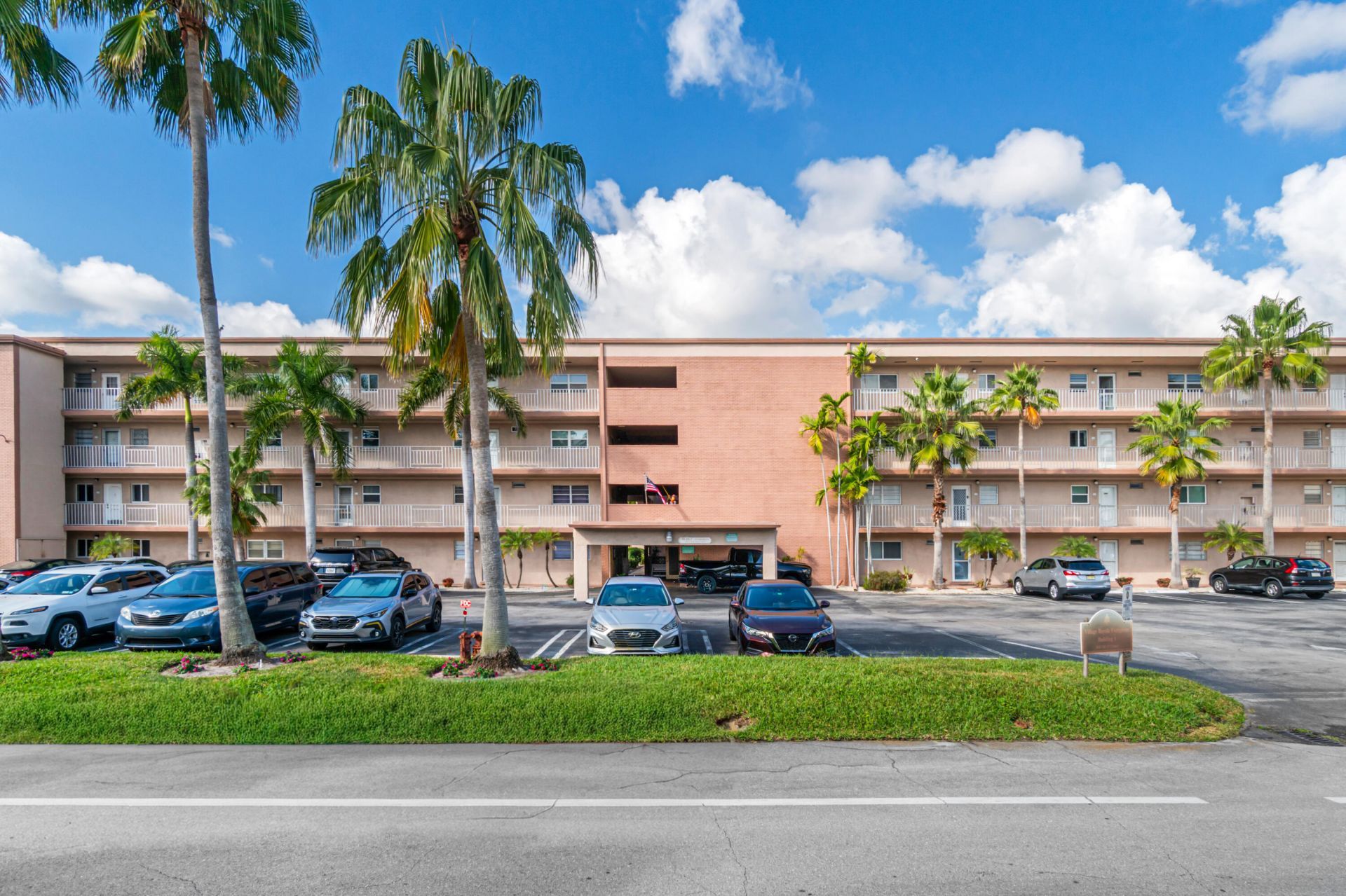 2615 NE 1st Court, Unit 203, Boynton Beach, FL 33435 Photo