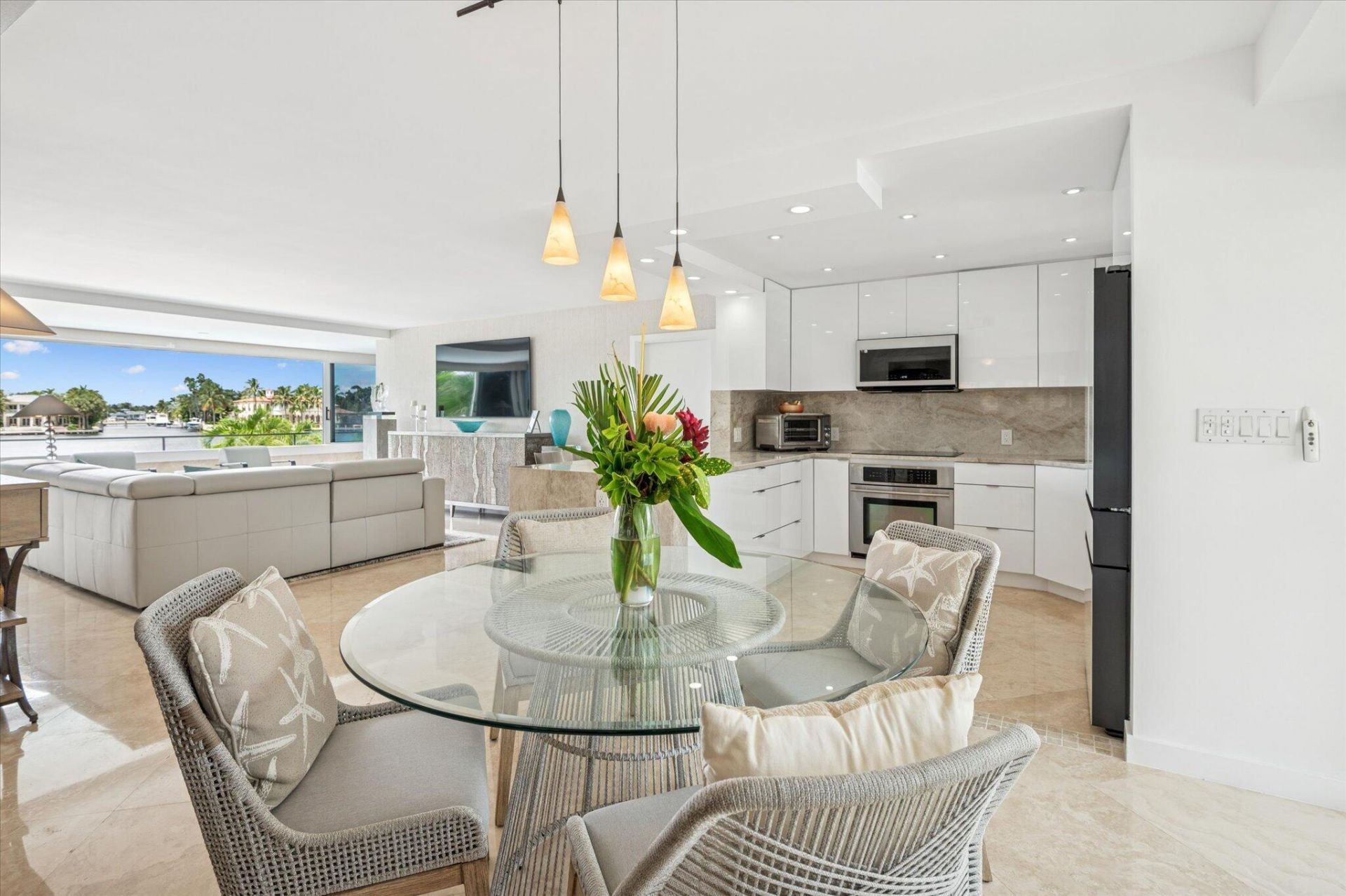 215 N Birch Road, Unit A2, Fort Lauderdale, FL 33304 Photo