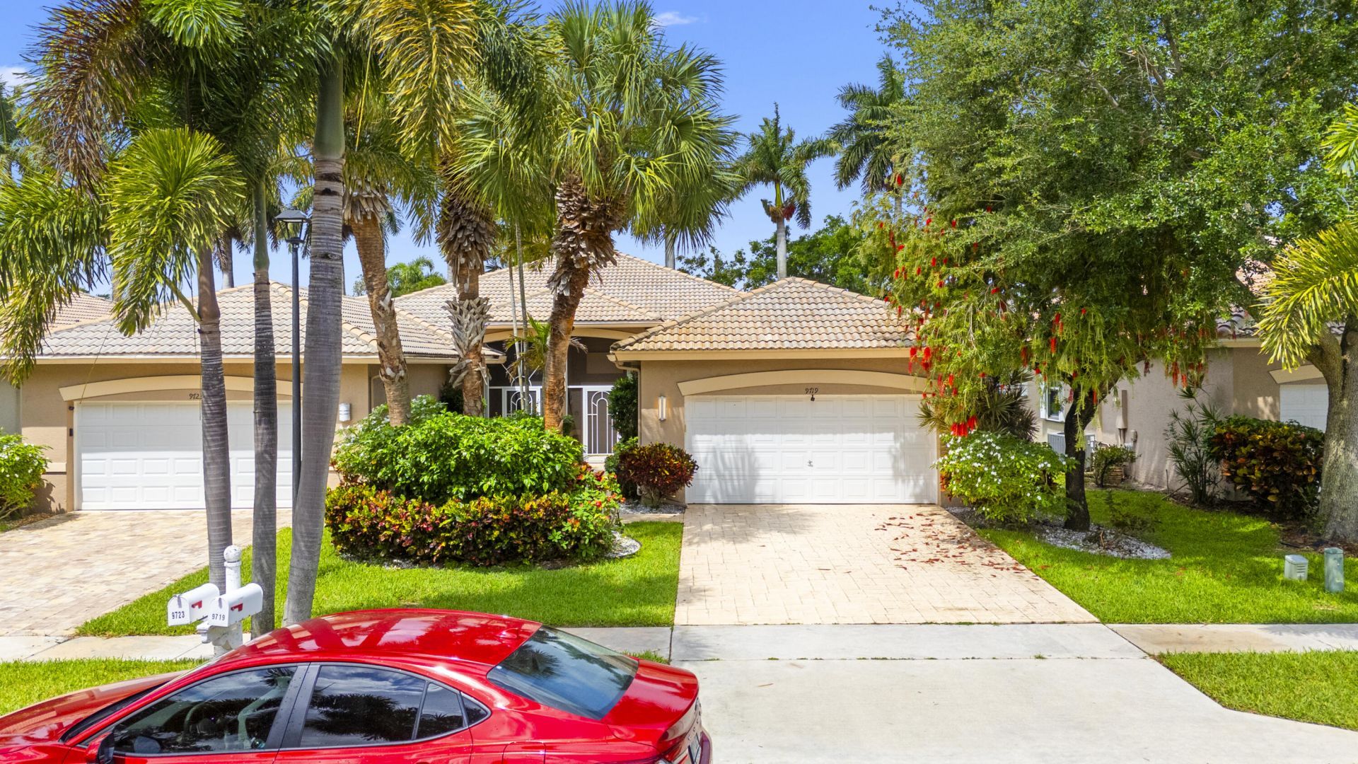9719 Crescent View Drive S, Boynton Beach, FL 33437 Photo