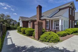 260 Alexander Circle  photo 4
