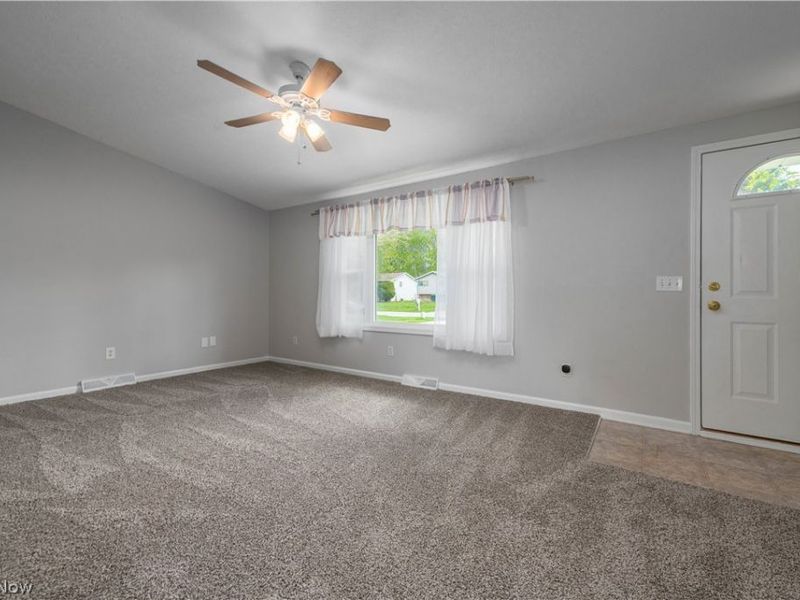 6974 Wil Lou Lane , North Ridgeville, OH 44039 Photo 3