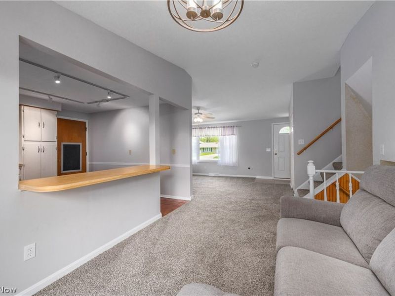 6974 Wil Lou Lane , North Ridgeville, OH 44039 Photo 7