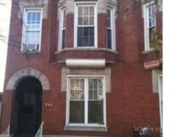 715 W 50th Street, Chicago, IL 60609