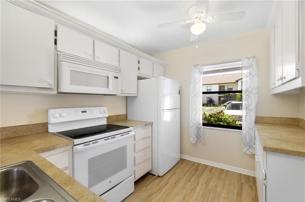 9270 Lake Park Dr, Unit 101, Fort Myers, FL 33919 Photo