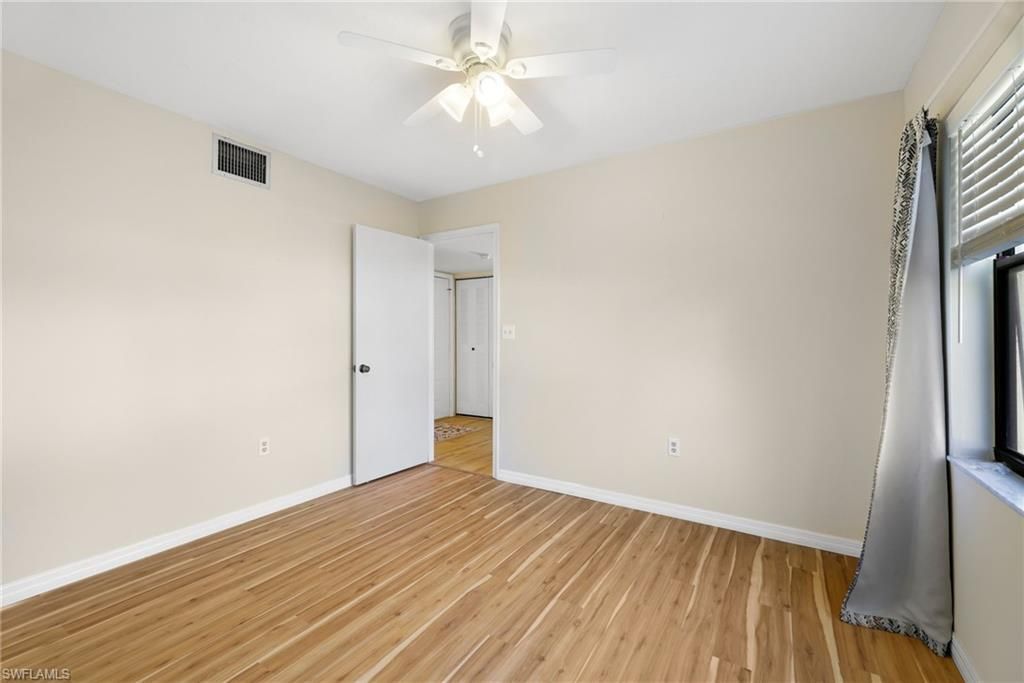 9270 Lake Park Dr, Unit 101, Fort Myers, FL 33919 Photo