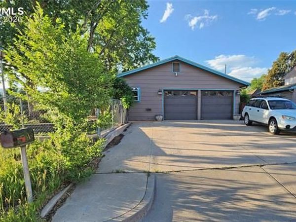 1830 Pejn Avenue, Colorado Springs, CO 80904