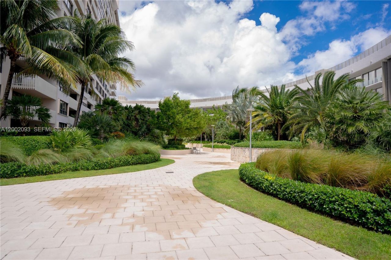 3 Grove Isle Dr , Unit C308, Miami, FL 33133 Photo