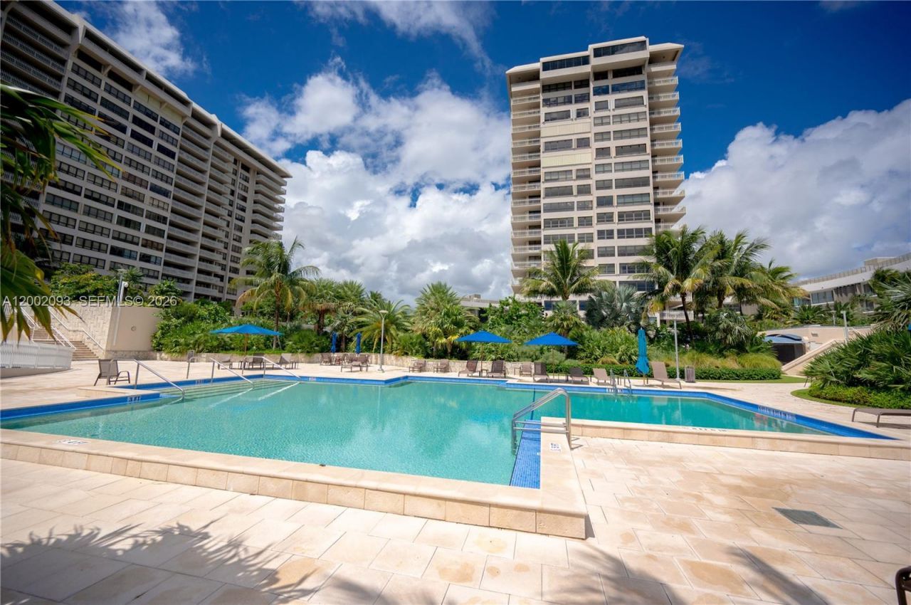 3 Grove Isle Dr , Unit C308, Miami, FL 33133 Photo