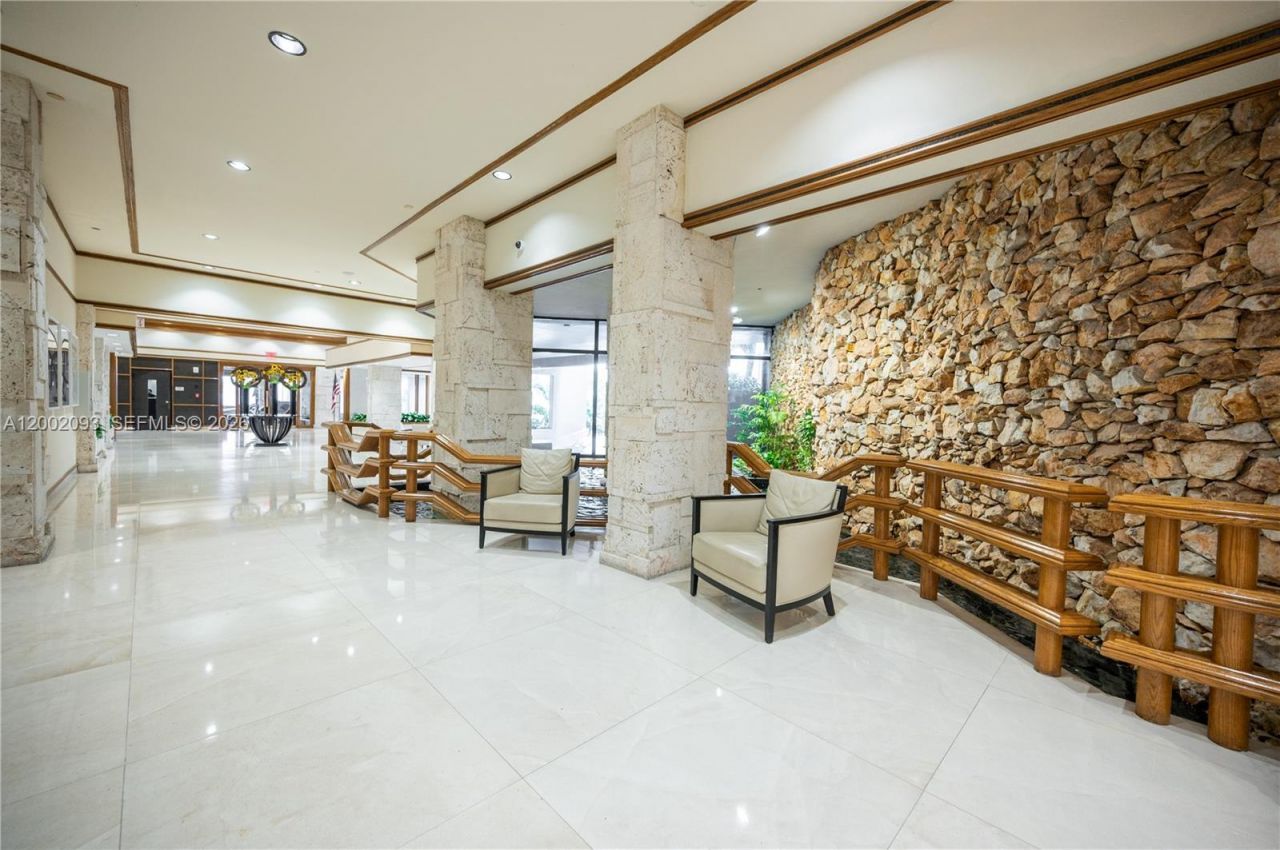 3 Grove Isle Dr , Unit C308, Miami, FL 33133 Photo