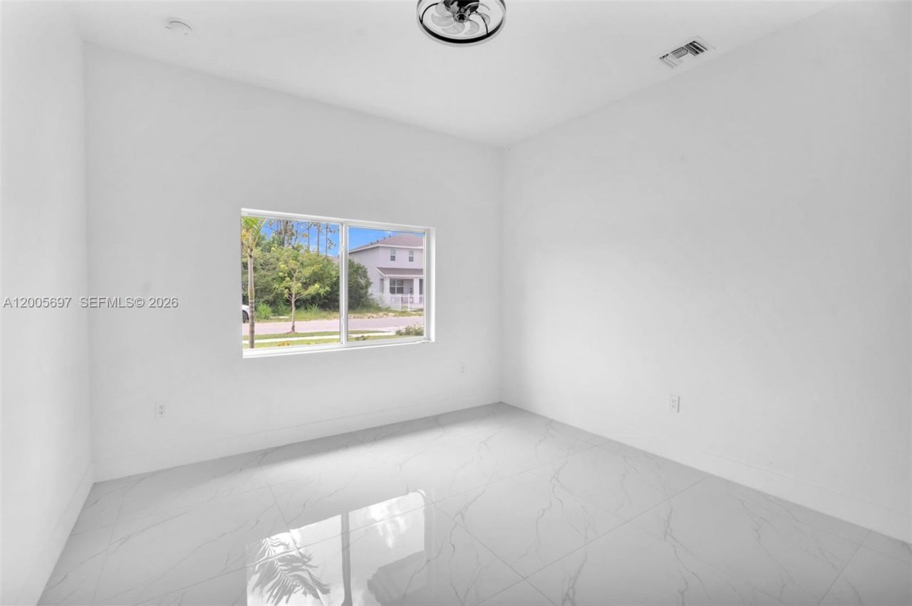 12901 SW 265th St , Homestead, FL 33032 Photo