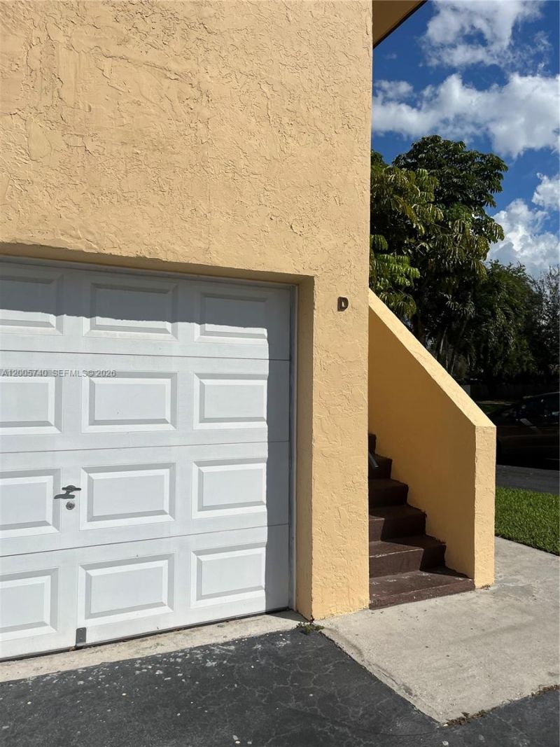 6661 SW 137th Ct , Unit 8D, Miami, FL 33183 Photo