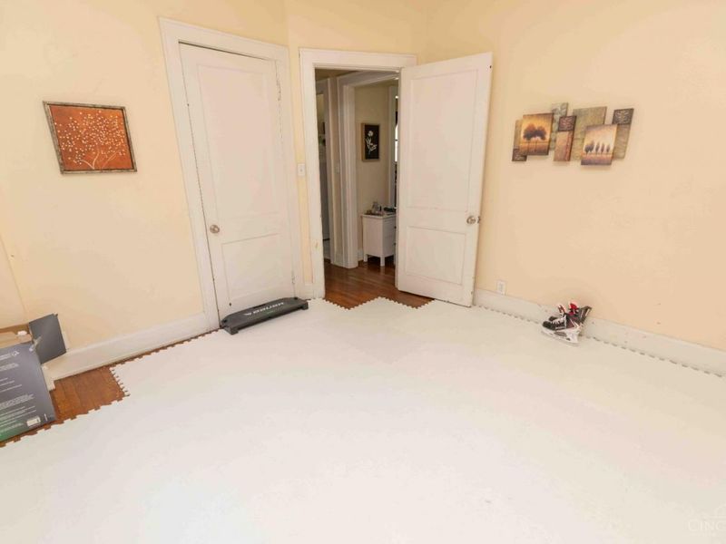 743 E Mitchell Avenue, Cincinnati, OH 45229 Photo 14