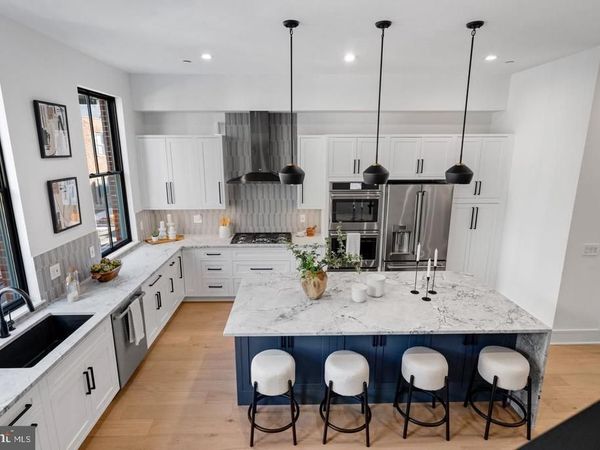 204 VINE ST , PHILADELPHIA, PA 19106