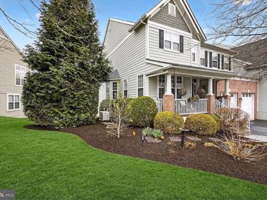 411 SERGEANT DRIVE, LAMBERTVILLE, NJ 08530